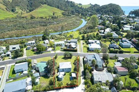 Photo of property in 35 Marlin Place, Whiritoa, Whangamata, 3691