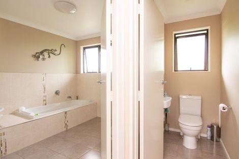 Photo of property in 39 Carter Crescent, Awapuni, Palmerston North, 4412