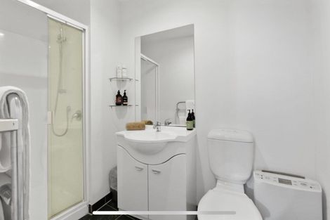 Photo of property in Atrium Apartments, 3n/154 The Terrace, Wellington Central, Wellington, 6011