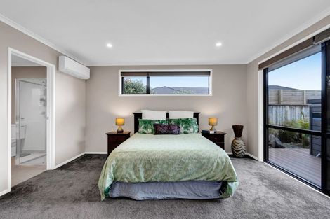 Photo of property in 25b Dolphin Parade, Bell Block, New Plymouth, 4312