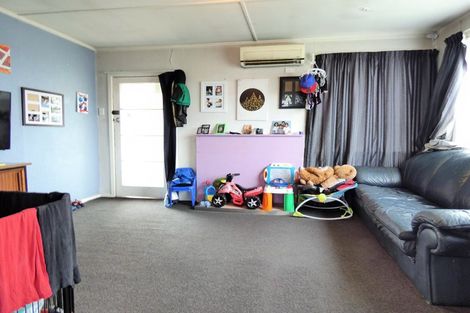 Photo of property in 19a Clyde Street, Gore, 9710