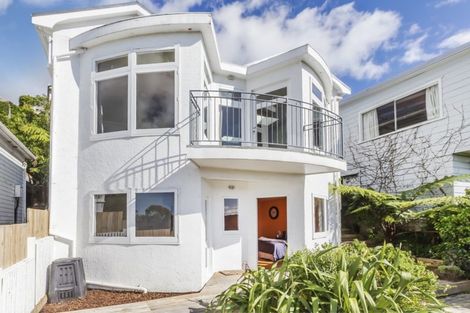 Photo of property in 5 Asquith Terrace, Brooklyn, Wellington, 6021