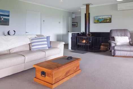 Photo of property in 114 Golf Links Road, Ruatapu, Hokitika, 7883