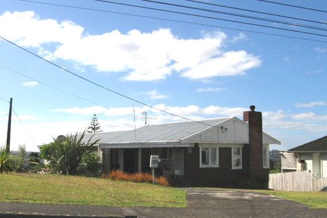 Photo of property in 2/50 Verran Road, Birkdale, Auckland, 0626