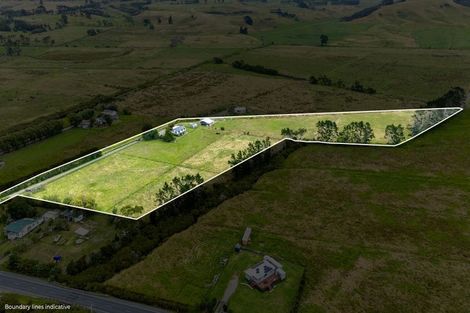 Photo of property in 331 South Head Road, South Head, Helensville, 0874