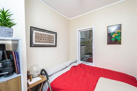 Photo of property in 58 Lincoln Avenue, Tawa, Wellington, 5028