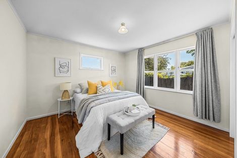 Photo of property in 22 Eastdale Road, Avondale, Auckland, 1026