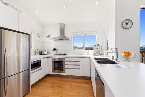 Photo of property in 7d Marjory Close, Broadmeadows, Wellington, 6035