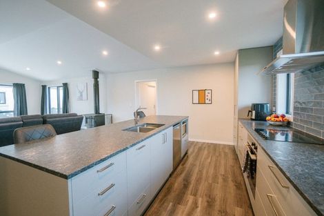 Photo of property in 149 Seaward Road, Edendale, 9825