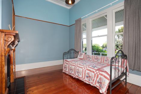 Photo of property in 84 Johnson Street, Bulls, 4818