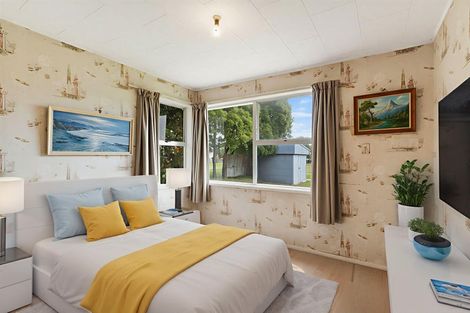 Photo of property in 10 Avalon Place, Glenfield, Auckland, 0629