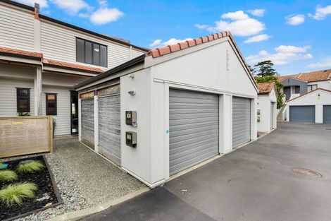 Photo of property in 3/21 Armoy Drive, East Tamaki, Auckland, 2016