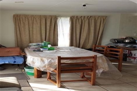 Photo of property in 13 Chelburn Crescent, Mangere East, Auckland, 2024