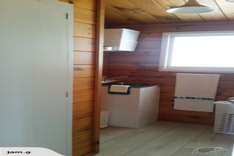 Photo of property in 54 Kaimanawa Street, Kelvin Grove, Palmerston North, 4414