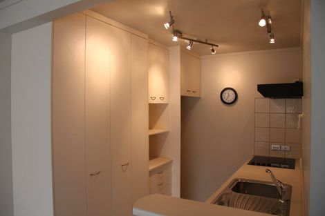 Photo of property in 21 Cardiff Road, Pakuranga, Auckland, 2010