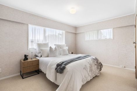 Photo of property in 91a Kiwi Esplanade, Mangere Bridge, Auckland, 2022