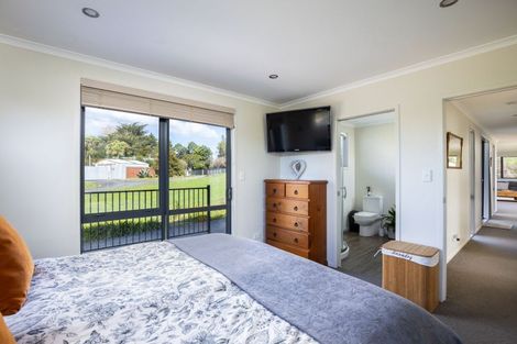 Photo of property in 20 Bosworth Street, Egmont Village, 4372