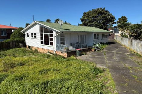 Photo of property in 16 Jade Avenue, Pakuranga Heights, Auckland, 2010