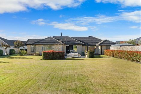 Photo of property in 14 Glenfinnan Place, West Melton, 7618