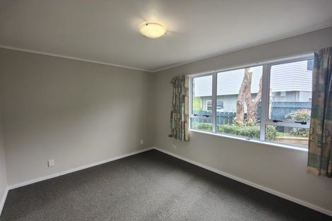 Photo of property in 1/71 Larsen Crescent, Tawa, Wellington, 5028