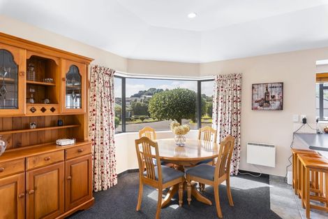 Photo of property in 52 Lorna Irene Drive, Raumati South, Paraparaumu, 5032