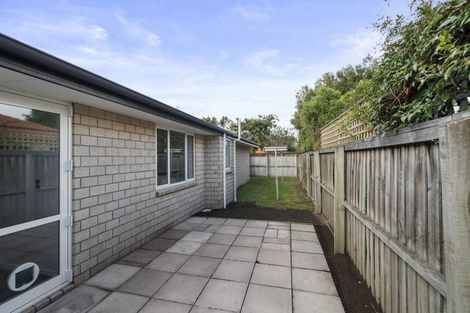 Photo of property in 14 Donovan Place, Aidanfield, Christchurch, 8025