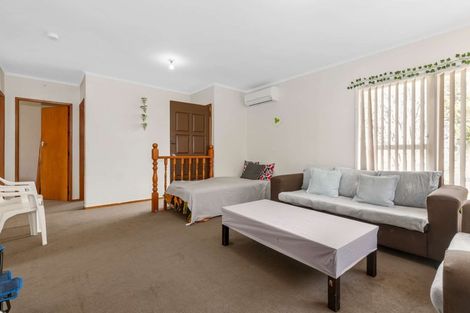 Photo of property in 3/108b Great South Road, Manurewa, Auckland, 2102