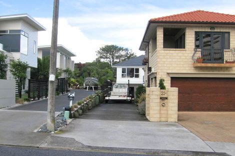 Photo of property in 21 Lynton Road, Bucklands Beach, Auckland, 2012