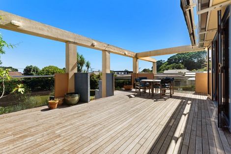 Photo of property in 29 Fulford Street, New Plymouth, 4310