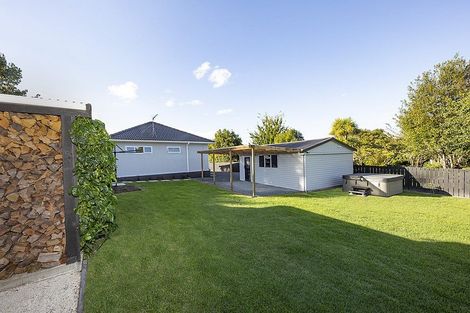 Photo of property in 4 Bethells Road, Waitakere, Auckland, 0816