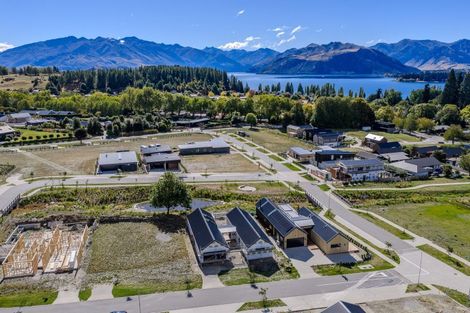 Photo of property in 4 Glenbrae Crescent, Wanaka, 9305