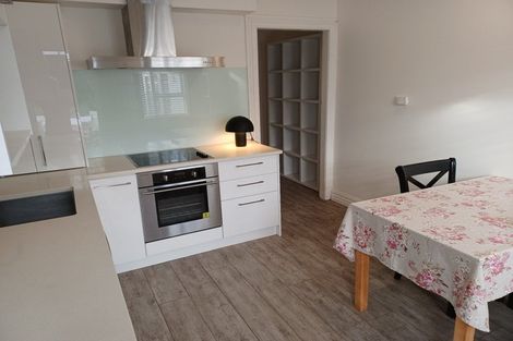 Photo of property in 24 Princes Street, Northcote Point, Auckland, 0627