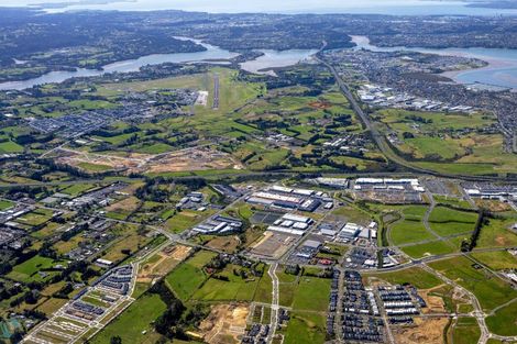 Photo of property in 61 Trig Road, Whenuapai, Auckland, 0618