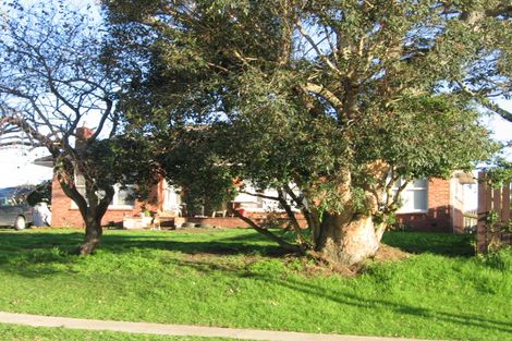 Photo of property in 11a Flat Bush Road, Otara, Auckland, 2023
