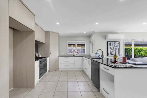 Photo of property in 1 Whitney Place, Rototuna North, Hamilton, 3210