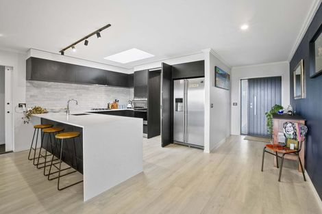 Photo of property in 482c Carrington Road, Hurworth, New Plymouth, 4371