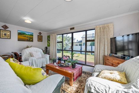 Photo of property in 15 Mowat Street, Springlands, Blenheim, 7201