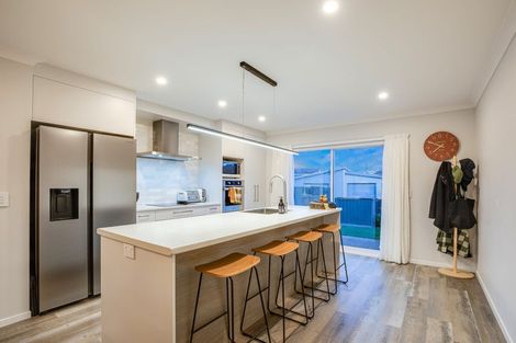 Photo of property in 53 Karearea Avenue, Kenepuru, Porirua, 5022
