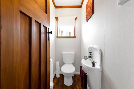 Photo of property in 48 Regan Street, Stratford, 4332