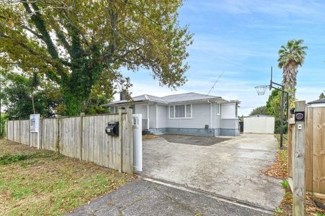 Photo of property in 11 Harrington Road, Henderson, Auckland, 0610