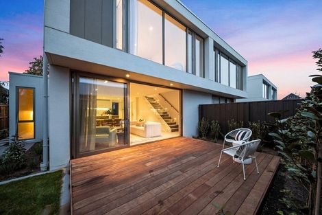 Photo of property in 4/22 Clissold Street, Merivale, Christchurch, 8014