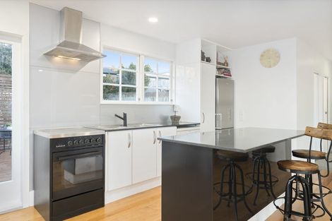 Photo of property in 37 Keegan Drive, Massey, Auckland, 0614