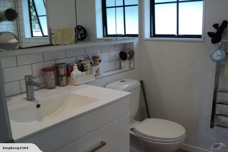 Photo of property in 8a Diosma Place, Botany Downs, Auckland, 2010