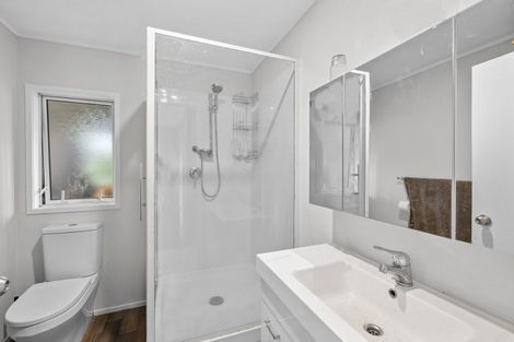 Photo of property in 14 Te Arai Point Road, Te Arai, Wellsford, 0975