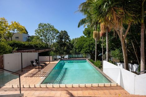 Photo of property in 1 Marine Parade, Herne Bay, Auckland, 1011