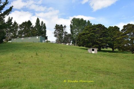 Photo of property in 69 Matakohe Wharf Road, Matakohe, 0593