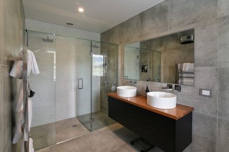 Photo of property in 36 Domain Road, Speargrass Flat, Queenstown, 9371
