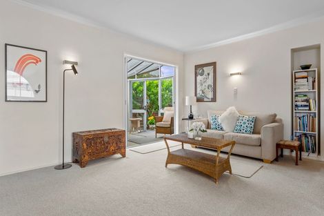 Photo of property in 1/17 Craig Road, Milford, Auckland, 0620