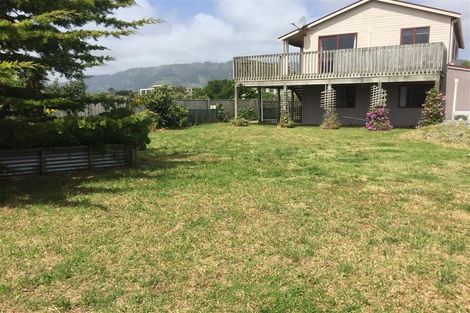 Photo of property in 151 Field Way, Waikanae Beach, Waikanae, 5036