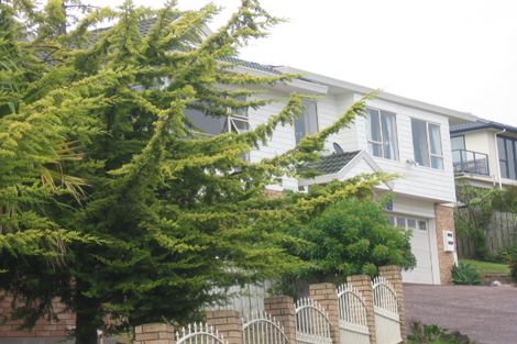 Photo of property in 14 Mcfetridge Place, Hillcrest, Auckland, 0627